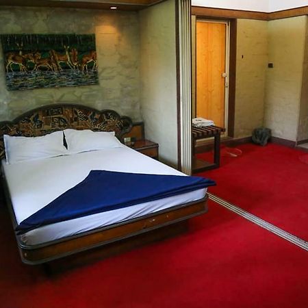 Hotel Happy Home Bombay Eksteriør billede
