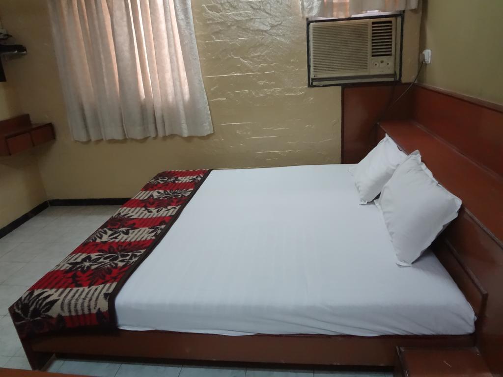 Hotel Happy Home Bombay Eksteriør billede