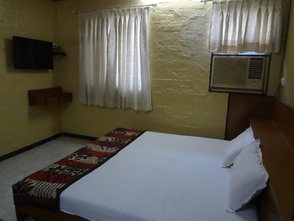 Hotel Happy Home Bombay Eksteriør billede