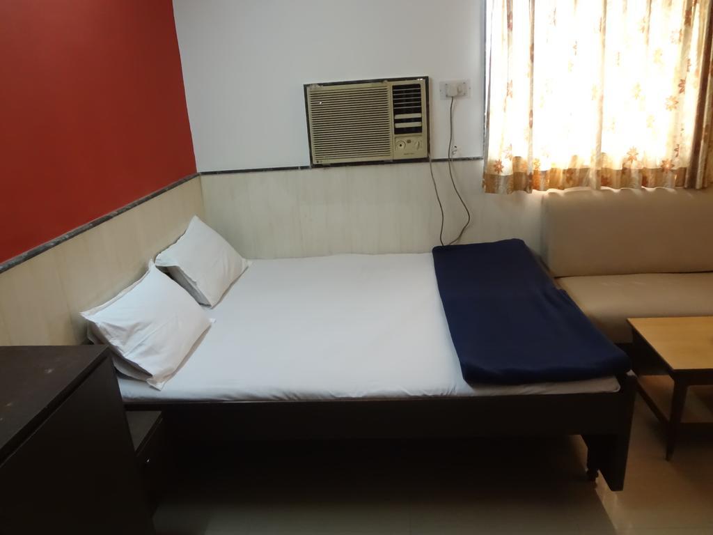 Hotel Happy Home Bombay Eksteriør billede