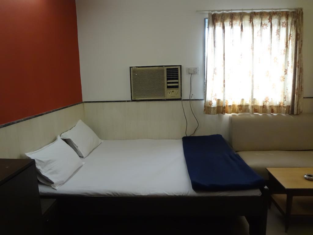 Hotel Happy Home Bombay Eksteriør billede