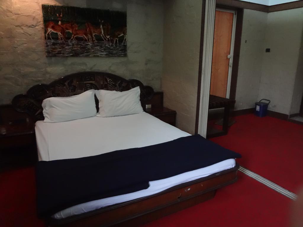 Hotel Happy Home Bombay Eksteriør billede