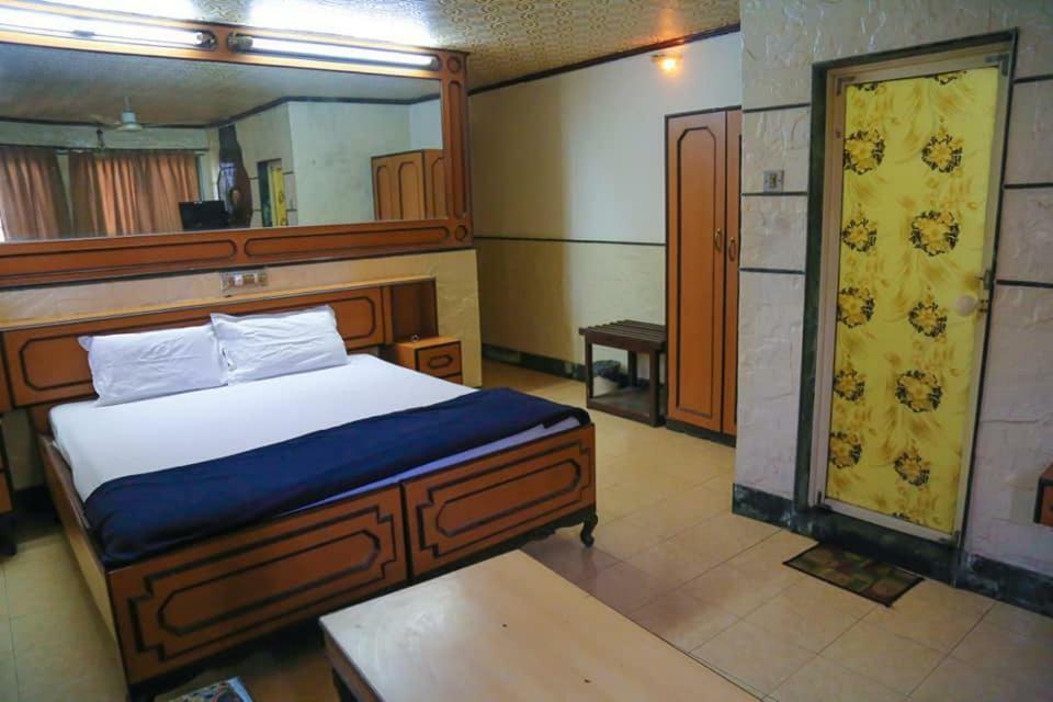 Hotel Happy Home Bombay Eksteriør billede