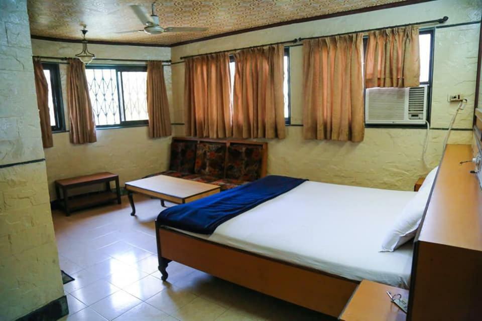 Hotel Happy Home Bombay Eksteriør billede