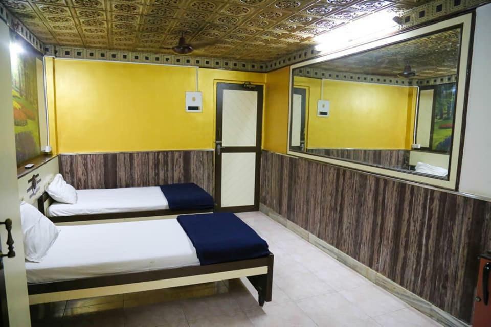 Hotel Happy Home Bombay Eksteriør billede