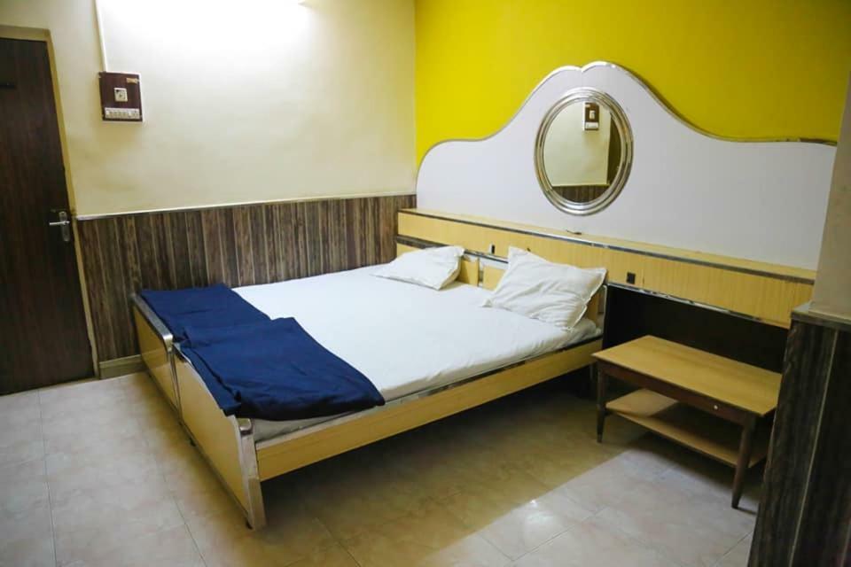 Hotel Happy Home Bombay Eksteriør billede